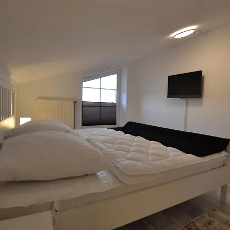 Landkirchen 2 Apartment *